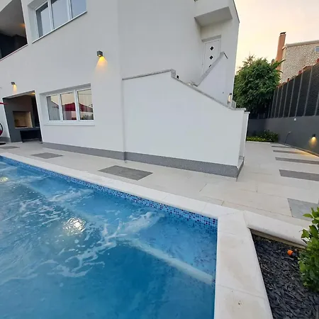 Viva Kaštel Novi