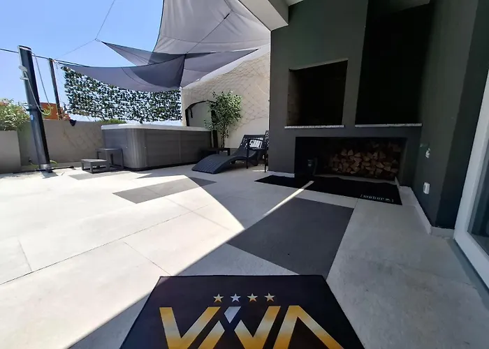 فيلة Viva *